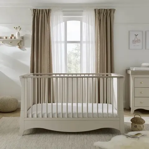 BOXED CUDDLE CO. CLARA COT BED - CASHMERE/ASH (2 BOXES)