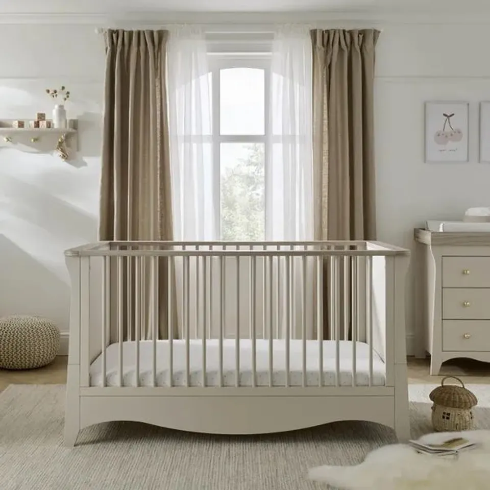 BOXED CUDDLE CO. CLARA COT BED - CASHMERE/ASH (2 BOXES)