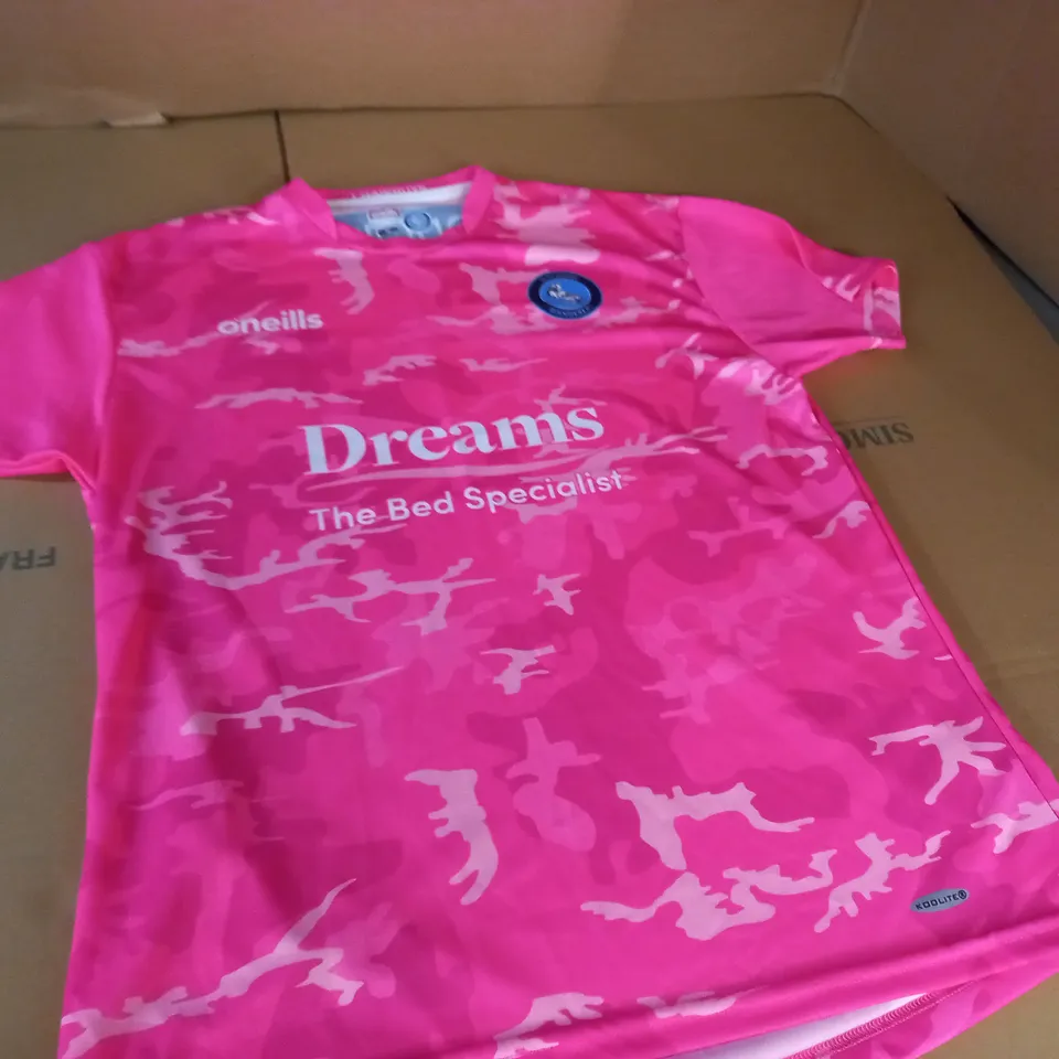 WYCOMBE WANDERERS PINK CAMO FOOTBALL SHIRT - XL