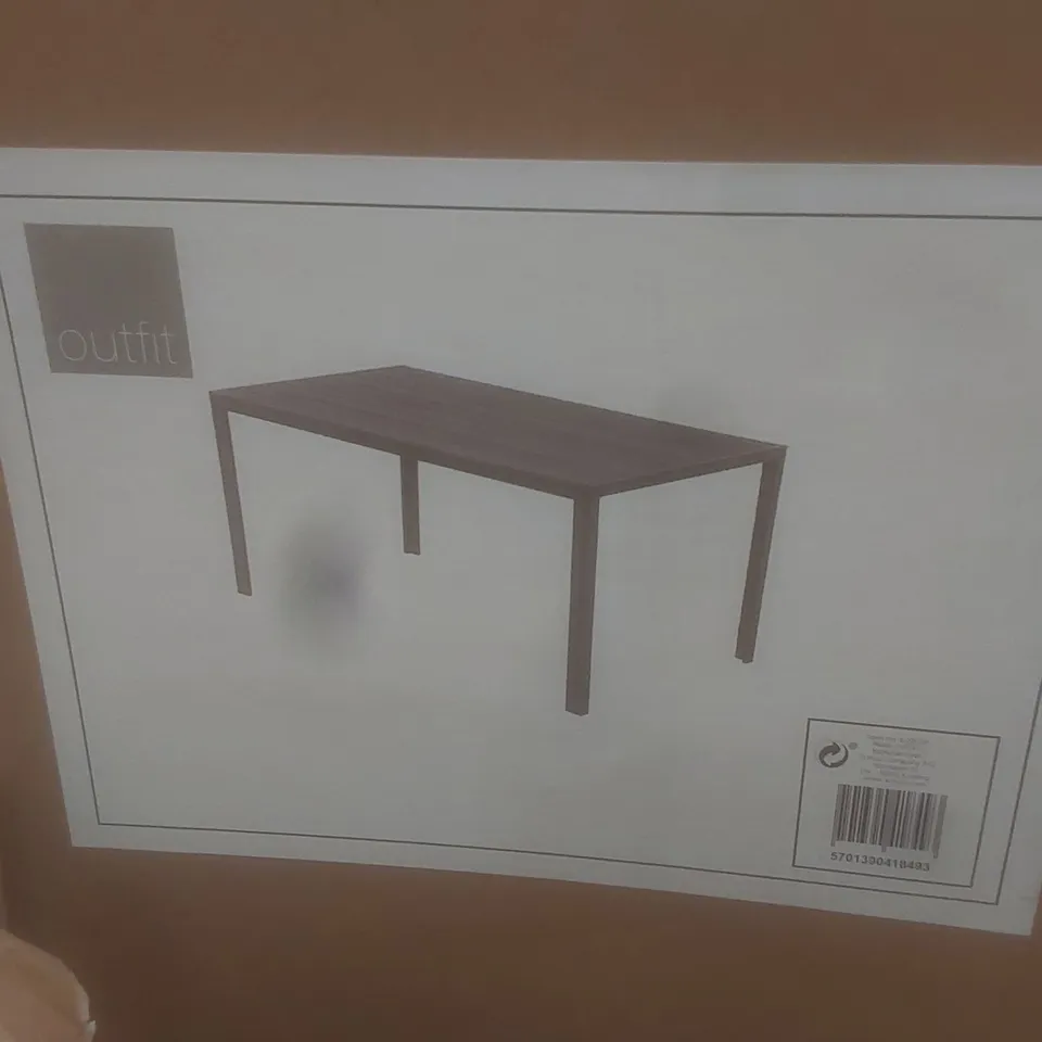 BOXED HUDSON DINING TABLE (1 BOX)