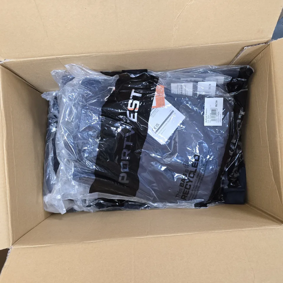 LARGE QUANTITY OF ASSORTED ITEMS TO INCLUDE FLAME RETARDENT PANTS, WELD TROUSERS ALL IN VARIOUS SIZES - COLLECTION ONLY