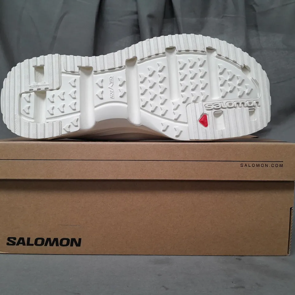 BOXED PAIR OF SALOMON RX MARIE-JEANNE SHOES IN WHITE UK SIZE 10.5