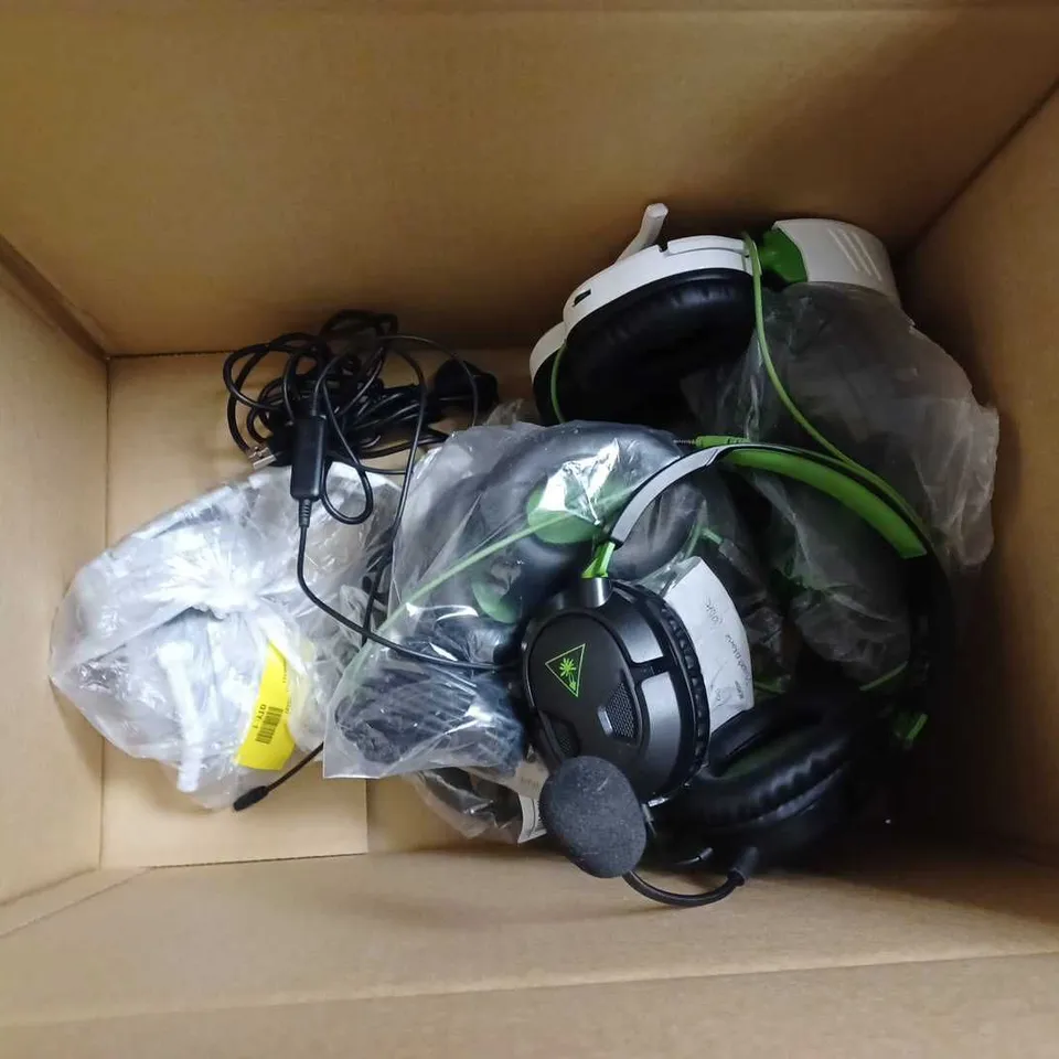BOX OF APPROX 10 ASSORTED TURTLE BEACH WIRED GAMING HEADSETS