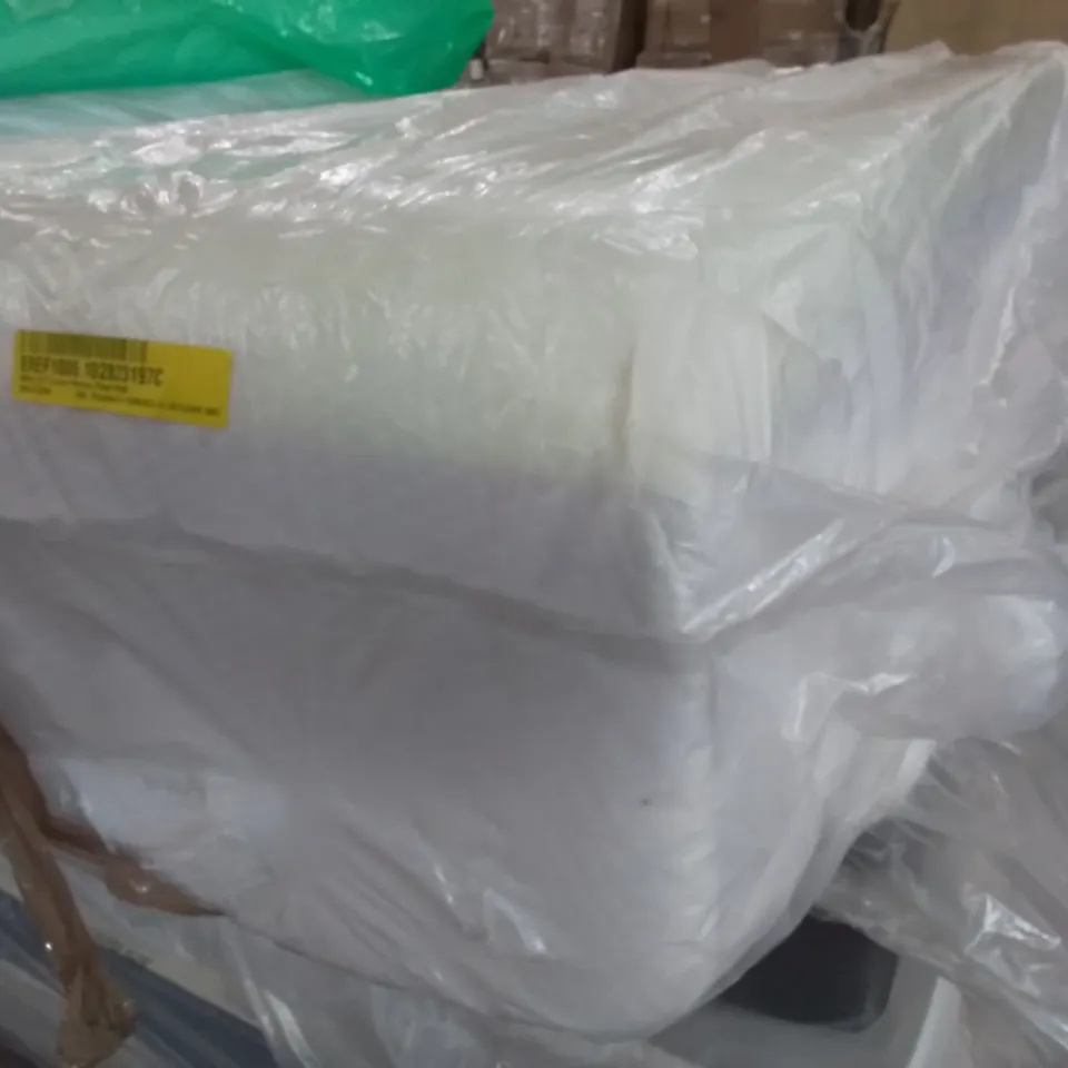 BAGGED 30CM LUXURY MEMORY FOAM MATTRESS - APPROX 135X190CM