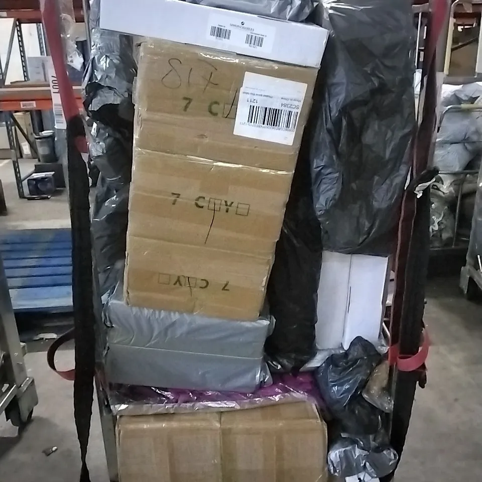 CAGE OF ASSORTED HOUSEHOLD GOODS TO INCLUDE WALLPAPER, COSMETIC MIRROR AND CAST IRON PAN