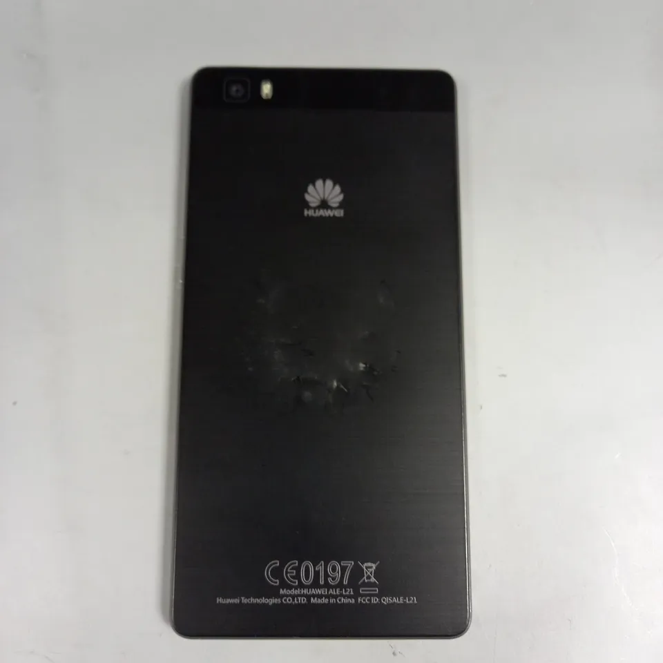 HUAWEI P8 LITE SMARTPHONE 