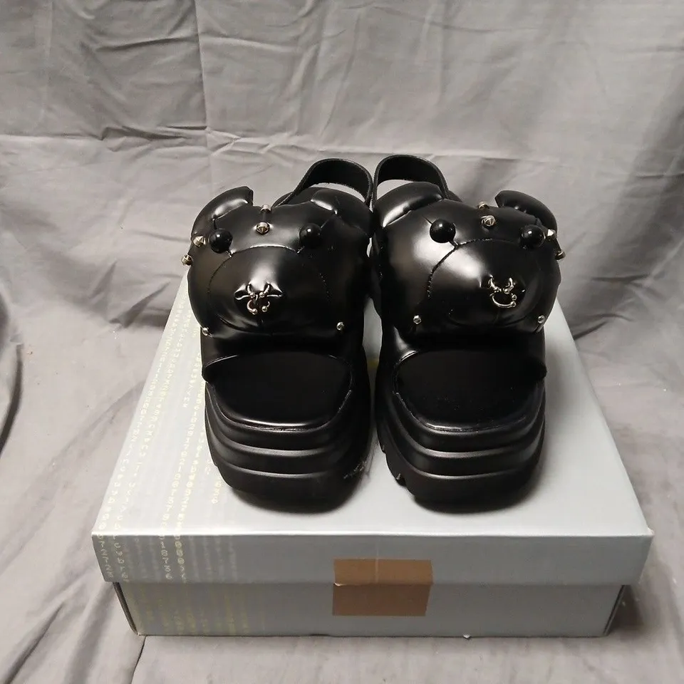 BOXED KOI ORSIN THE NEGLECTED CHUNKY SANDALS IN BLACK - UK 8