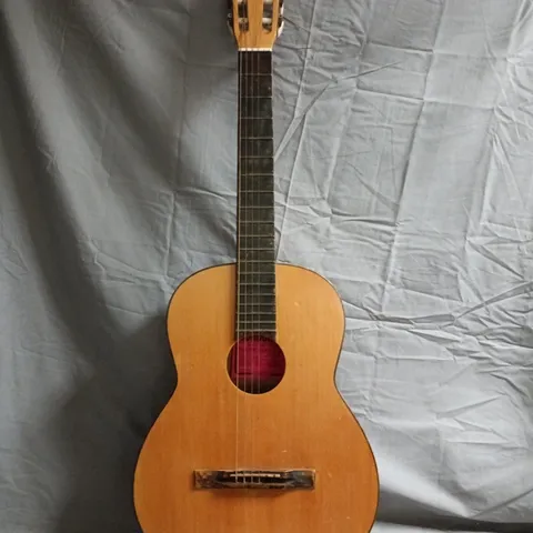 UNBRANDED ACOUSTIC GUITAR - COLLECTION ONLY