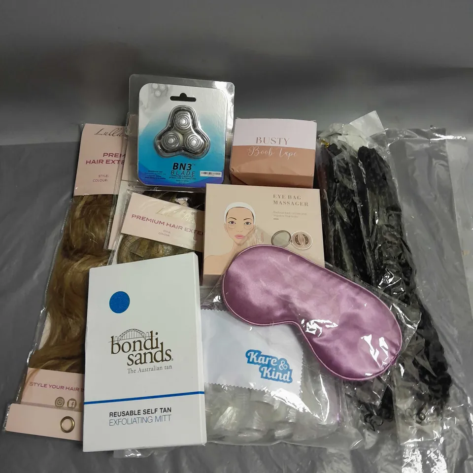 BOX OF APPROXIMATELY 12 ASSORTED COSMETIC ITEMS TO INCLUDE LULLABELLZ HAIR EXTENSIONS - SKULLSHAVER BN3 BLADE REPLACEMENT - BUSTY BOOB TAPE - ETC