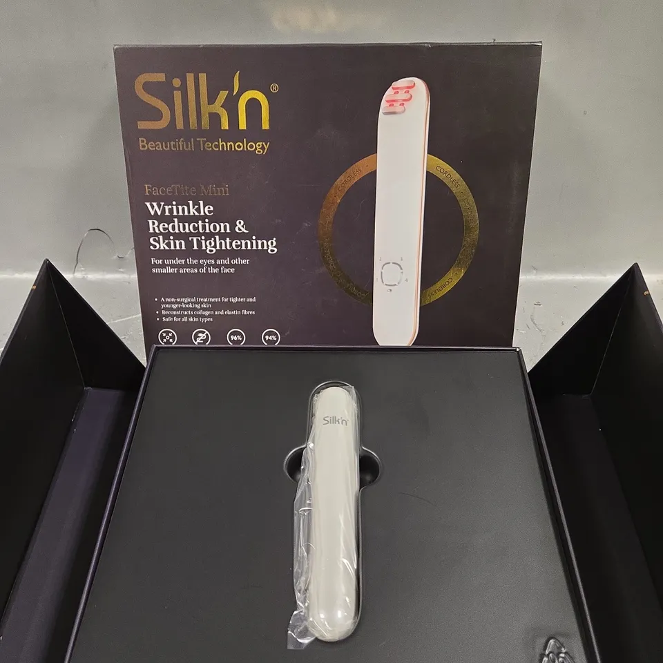 BOXED SILK'N FACETITE MINI WRINKLE REDUCTION DEVICE 