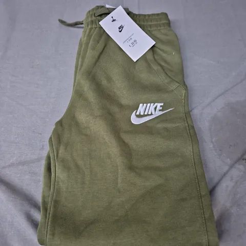 KIDS NIKE LOGO FLEECED TRACKSUIT BOTTOMS - SIZE M