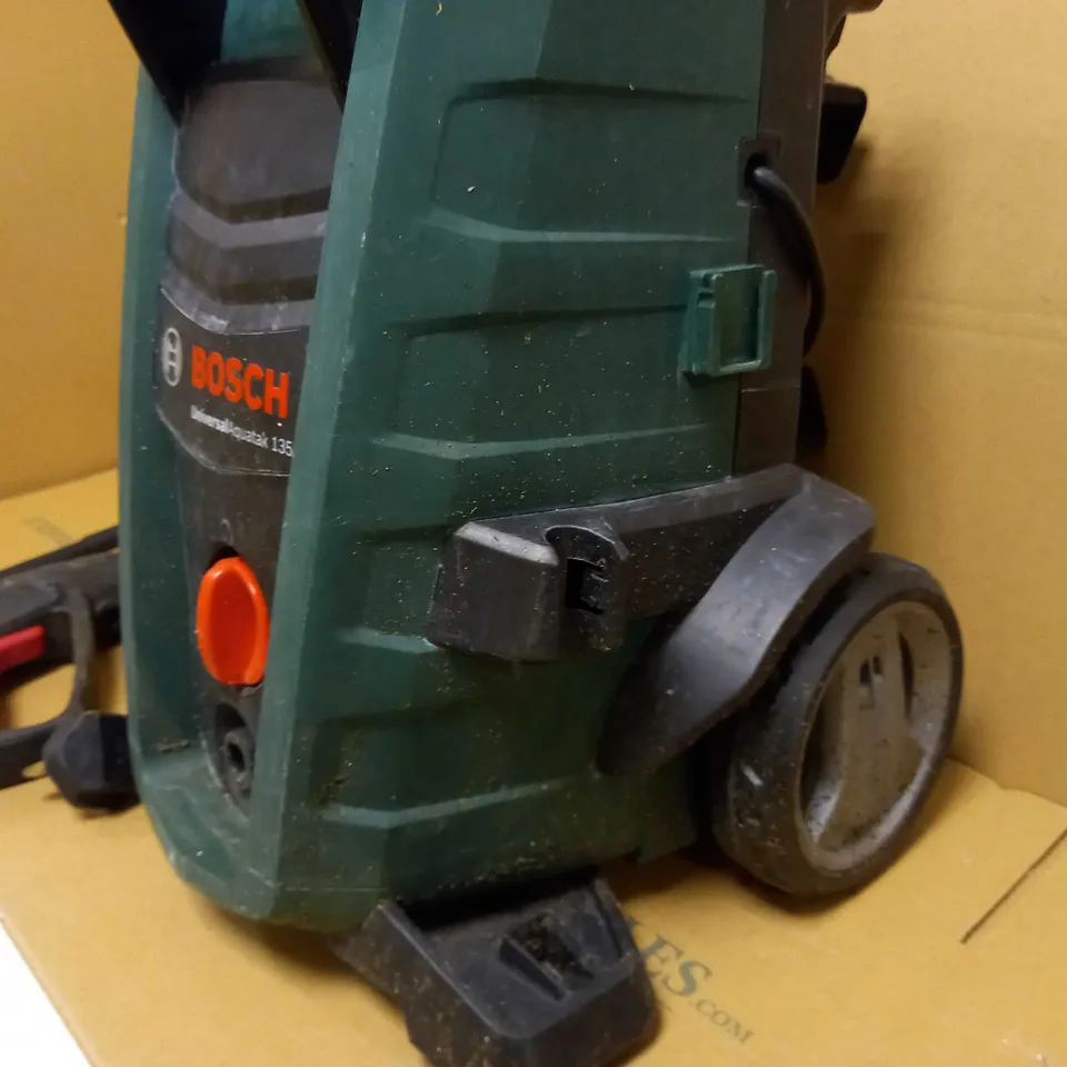 BOSCH UNIVERSAL AQUATAK 135 PRESSURE WASHER