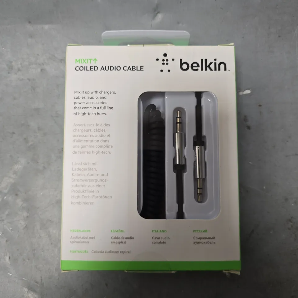 APPROXIMATELY 60 BOXED BELKIN COILED AUDIO CABLES - 1.8M