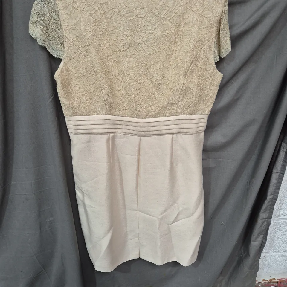 MICHAELA LOUISA LACE DRESS, STYLE 7636, UK 18 (USA 14) – CREAM
