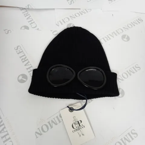 C.P. COMPANY GOOGLE BEANIE HAT