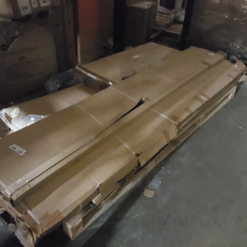 PALLET OF ASSORTED WARDROBE PARTS