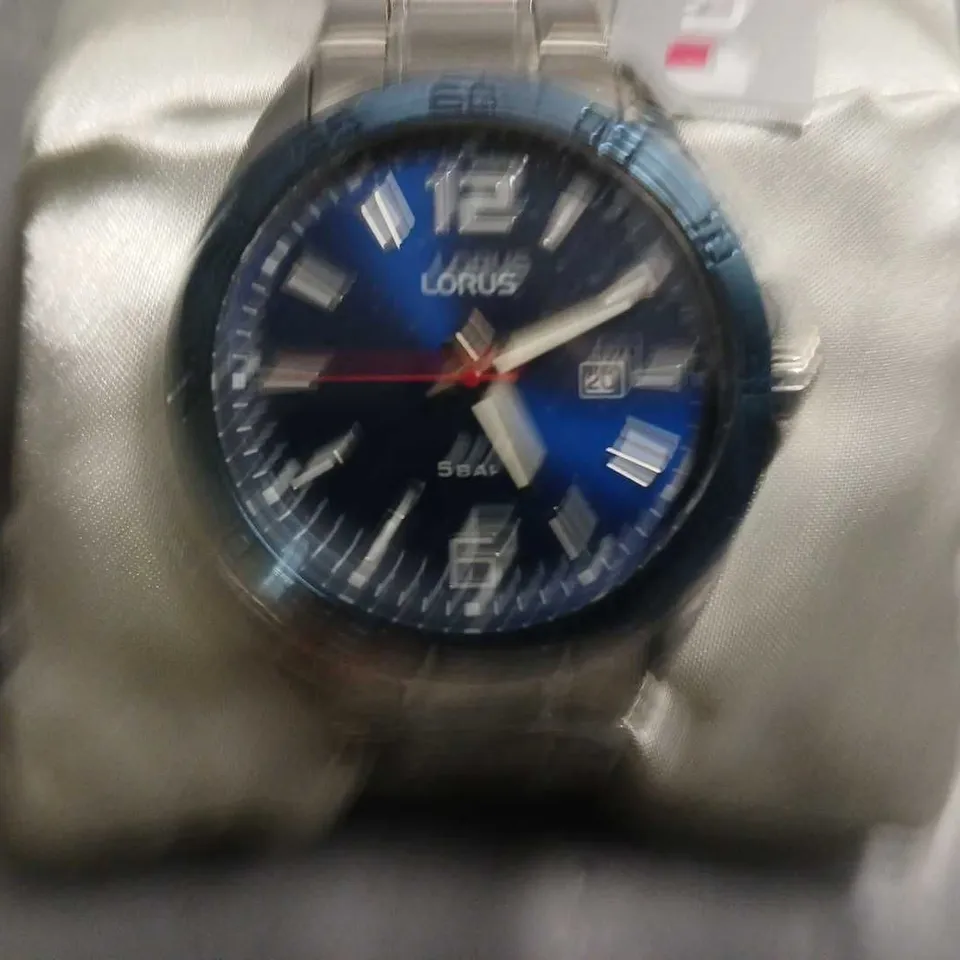 LORUS BLUE FACED GENTS WATCH 