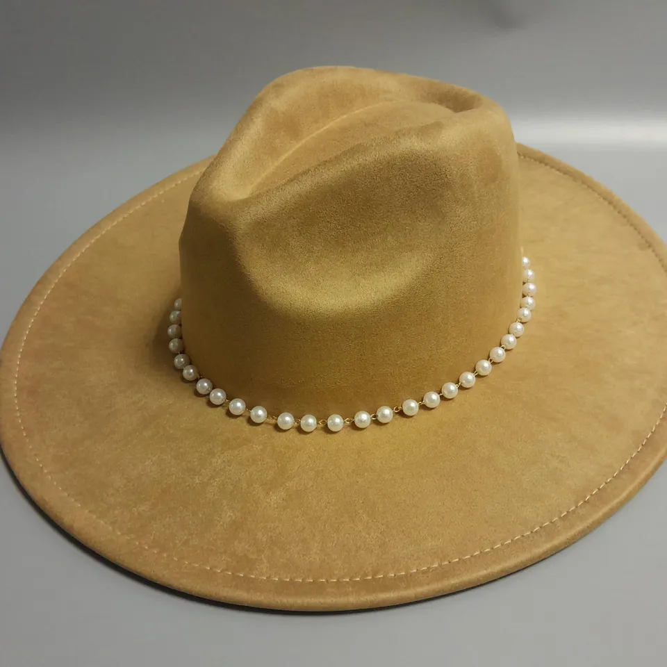 BRAND NEW BROWN PEPPER HANDBAGS ALEX MAX FEDORA STYLE HATS IN CAMEL
