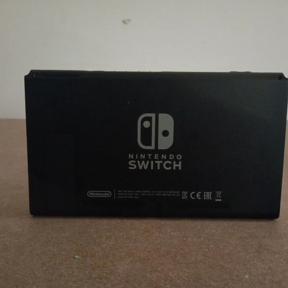NINTENDO SWITCH HANDHELD CONSOLE