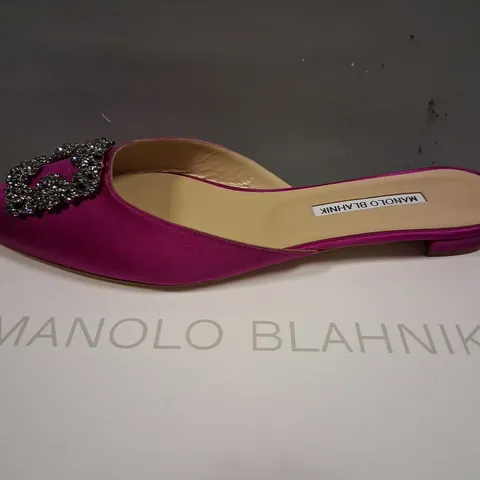 BOXED MANOLO BLAHNIK SATIN SIZE 41