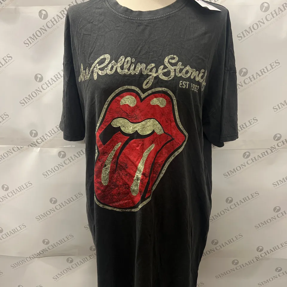 THE ROLLING STONES OVERSIZED TOP IN CHARCOAL SIZE 42