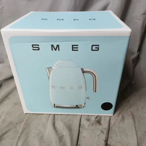 SMEG KETTLE - LIGHT BLUE, BOXED