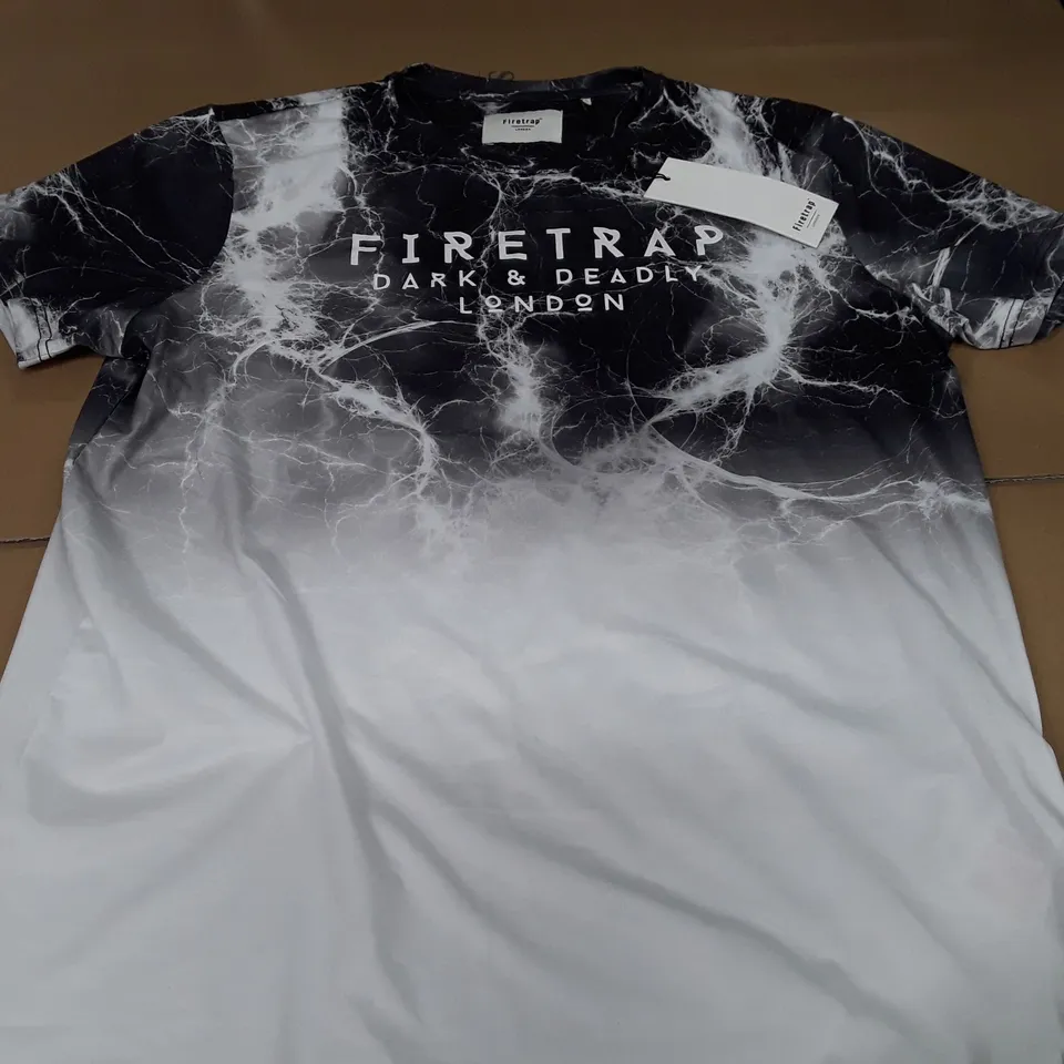 FIRETRAP T-SHIRT IN PATTERNED GREY - XL