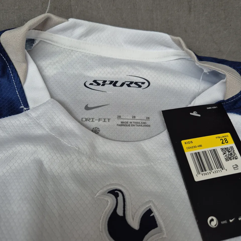TOTTENHAM HOTSPUR FOOTBALL SHIRT – NIKE DRI-FIT, WHITE WITH NAVY & BEIGE PANELS, UK 28