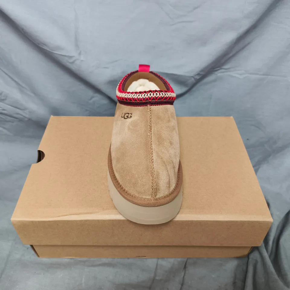 BOXED UGG TAZZ SLIPPERS - CHESTNUT - UK 6