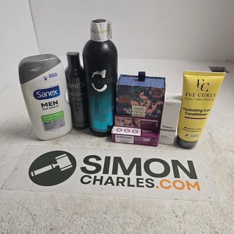 APPROXIMATELY 15 ASSORTED HEALTH & BEAUTY PRODUCTS TO INCLUDE DR MELAXIN CALCIUM, THE ORDINARY SOLUTION, EVE CURLS HYDRATING CURL CONDITIONER, ETC - COLLECTION ONLY