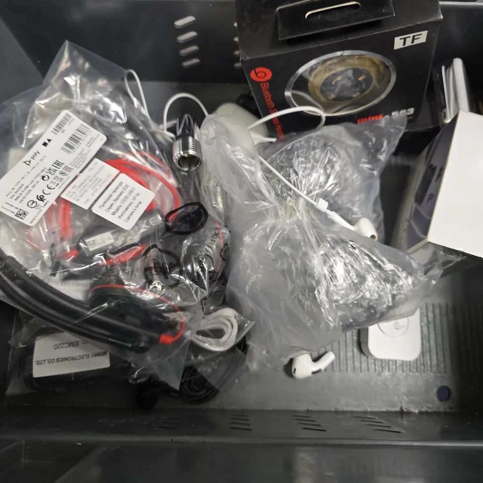 APPROXIMATELY 5 ASSORTED ITEMS TO INCLUDE -X55 WIRELESS EARPHONE , AI POWERED ENC WIRED HEADSET ETC