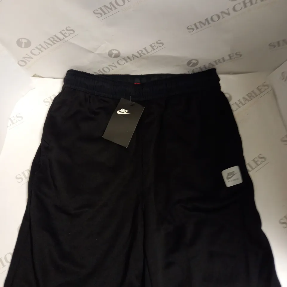 NIKE MAX POLY BOYS SHORTS IN BLACK - XL