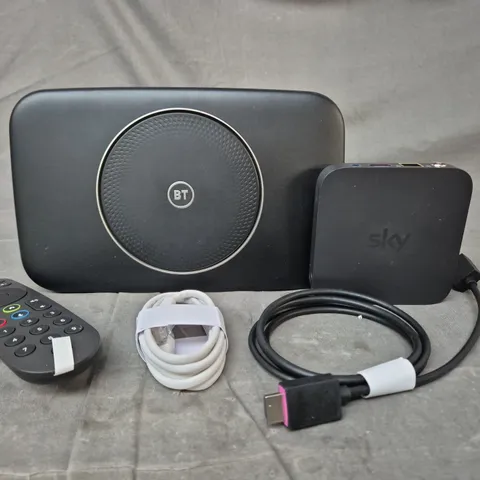 APPROXIMATELY 10 ASSORTED HOUSEHOLD ITEMS TO INCLUDE BT WI-FI ROUTER, VARIOUS CABLES AND PLUGS, ETC