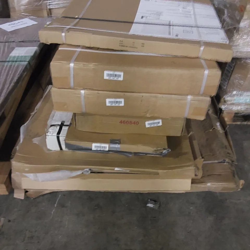 PALLET OF ASSORTED ITEMS INCLUDING ARKELL RADIUS BATH SCREEN, ZILA CORNER SHOWER SCREEN, 