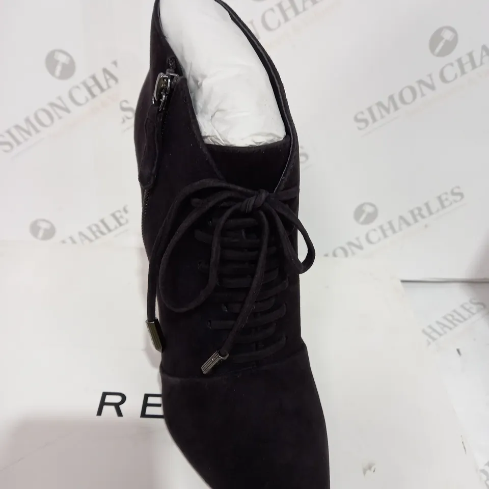 BOXED REISS SUEDE CHOCOLATE BOOT HEELS - SIZE 7
