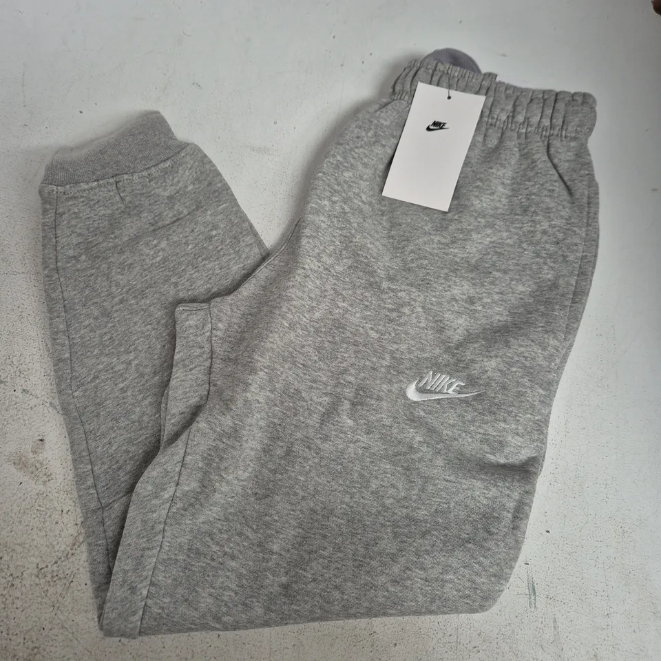 NIKE GREY SWEATPANTS – STANDARD FIT, TAPER LEG, UK SIZE S