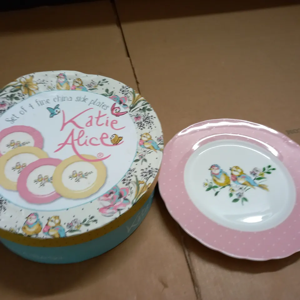 SET OF 4 KATIE ALICE FINE CHINA PLATES