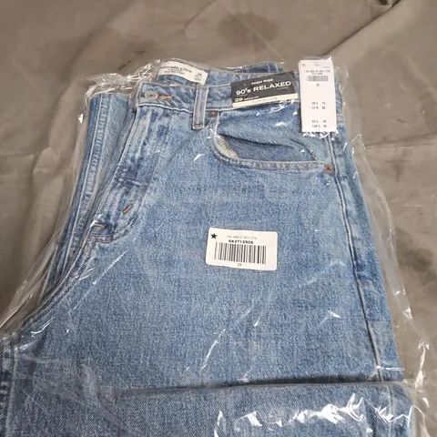ABERCROMBIE & FITCH HIGH RISE 90'S RELAXED CURVE LOVE JEANS – SIZE 29
