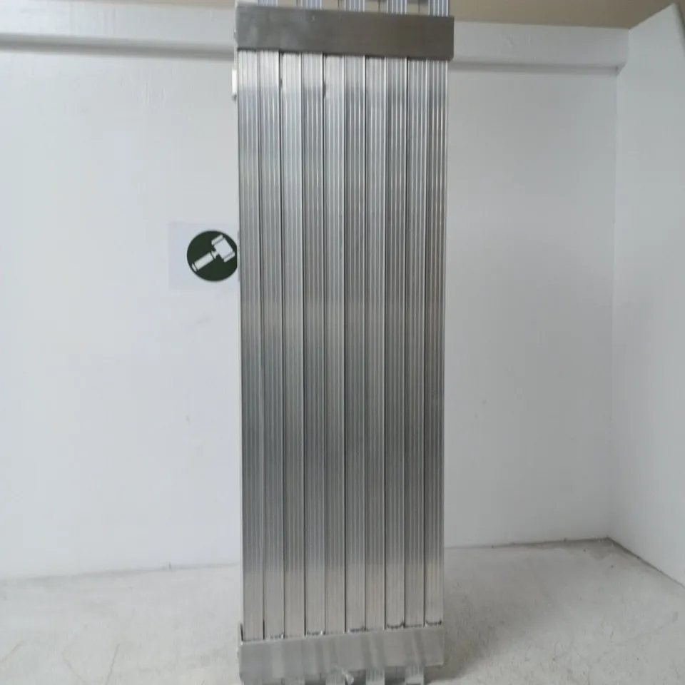 YIDENG CITY FOLD PUT LADDER