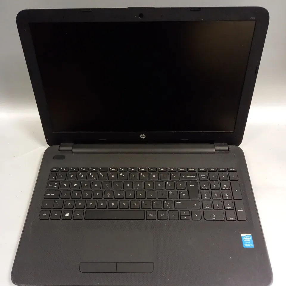 UNBOXED HP PAVILLION INTEL CORE I3 TPN-C125 LAPTOP