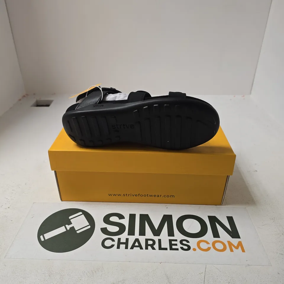 BOXED PAIR OF STRIVE CASSIS SANDALS IN BLACK - UK 6
