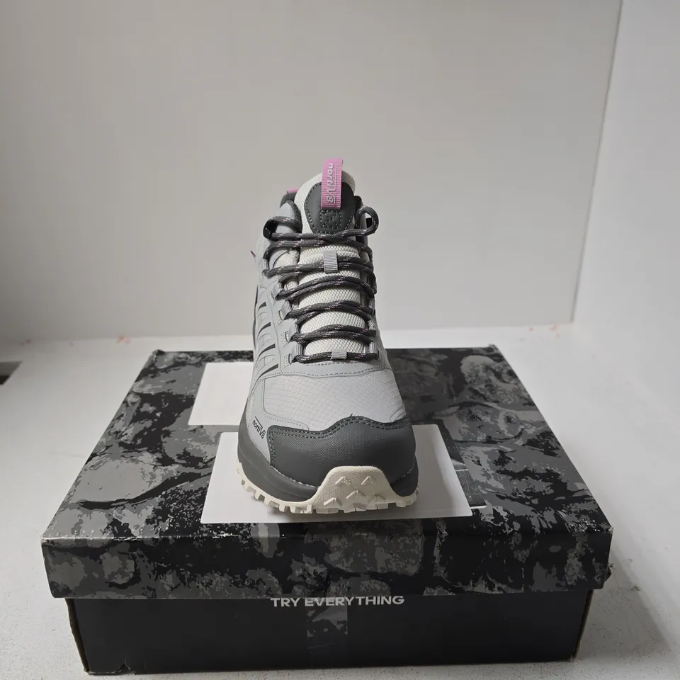 NORTI V8 LGHT GREY UK 5 BOXED