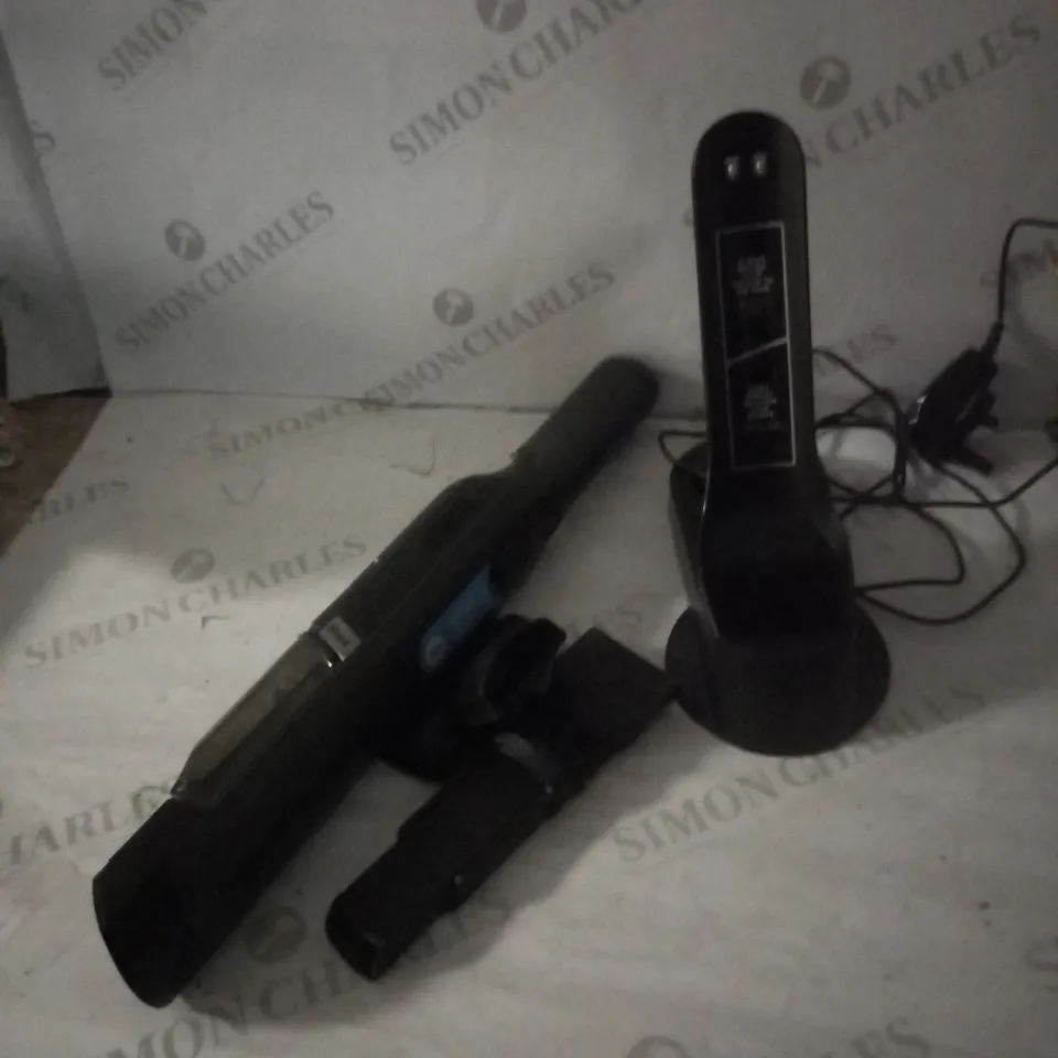 BOXED SHARK CORDLESS HANDHELD VACUUM CLEANER