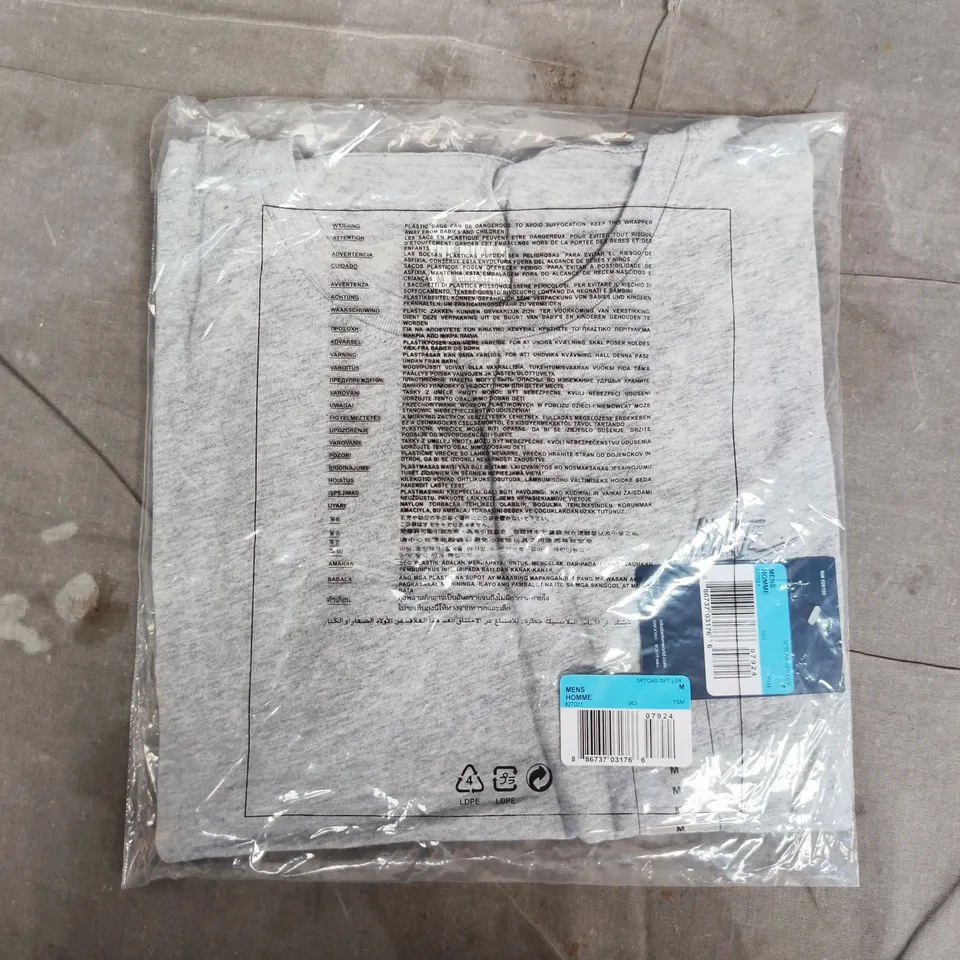 BAGGED NIKE THE NIKE TEE IN GREY ATHLETIC CUT - MEDIUM