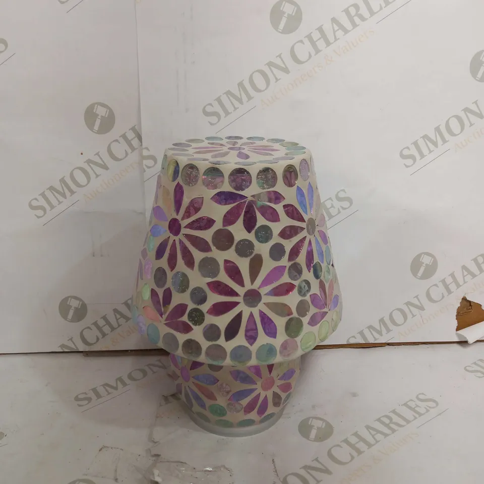 OUTLET GARDEN REFLECTIONS MOSAIC FLOWER LED TABLE LAMP