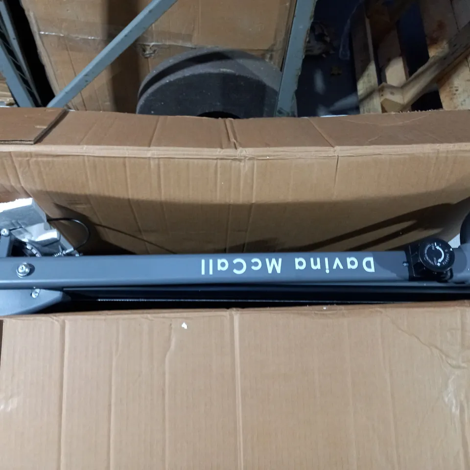 DAVINAM MAGNETIC TREADMILL