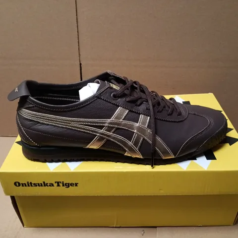 BOXED PAIR OF ONITSUKA TIGER MEXICO 66 SD TRAINERS IN LICORICE BROWN/CHAMPAGNE - UK 6.5