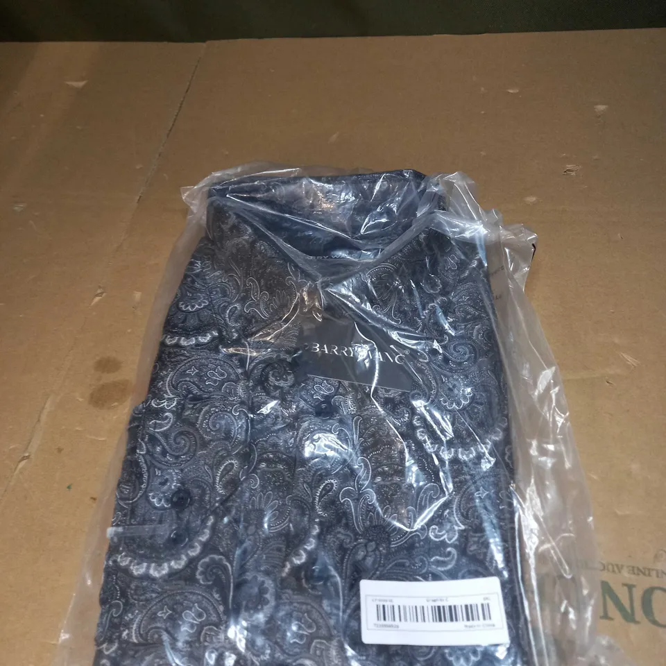 BARRY WANG PAISLEY PATTERN SHIRT SIZE XL