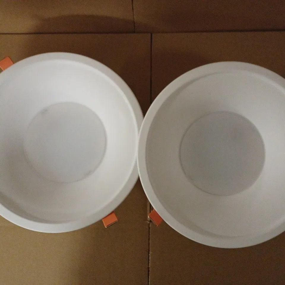 LOT OF 2 BRAND NEW LED ROUND 20W DOWNLIGHT 4K (WL79300-4K)
