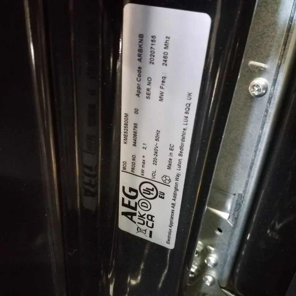 AEG KME525800M BUILT IN MICROWAVE WITH GRILL